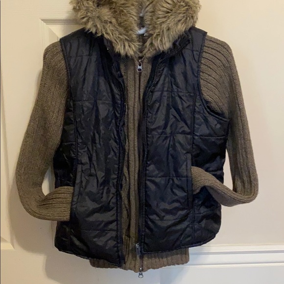 Atmosphere vest small - Picture 1 of 2